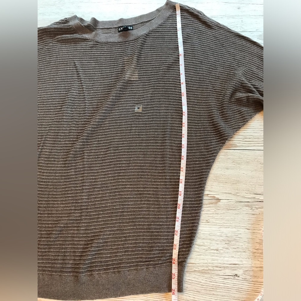NWT Express Mesh Dolman Knit Sweater Top Taupe Brown Shirt M - Picture 9 of 12